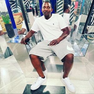 Meet your Posher, Johnny